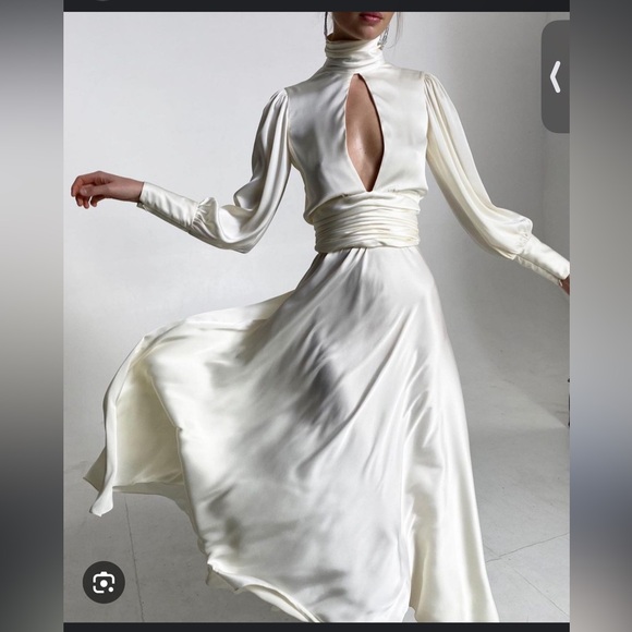 orseund iris night out maxi dress cream - Picture 5 of 9